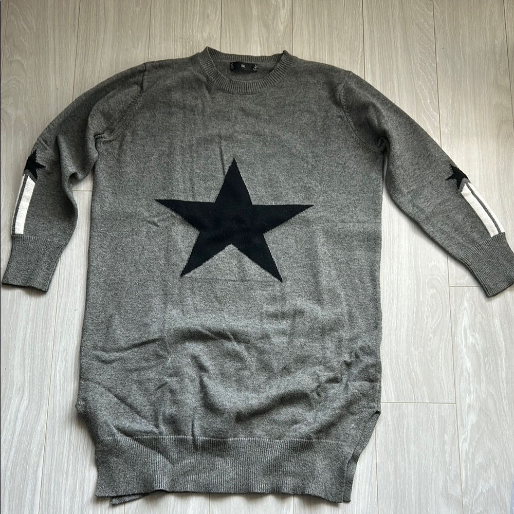 Gray Crewneck Sweater with Black Star Design